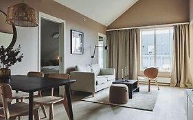 Bris Apartments